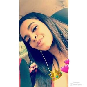 Meet your Posher, Daniela